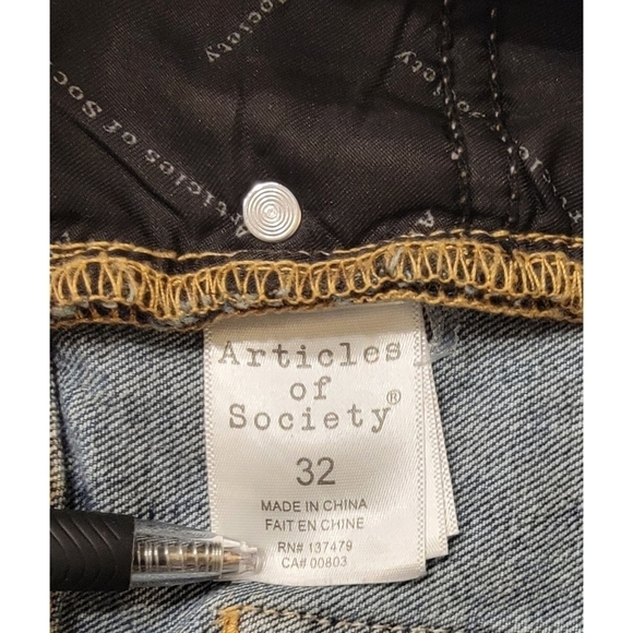 Articles of Society Denim Shorts - Picture 7 of 10